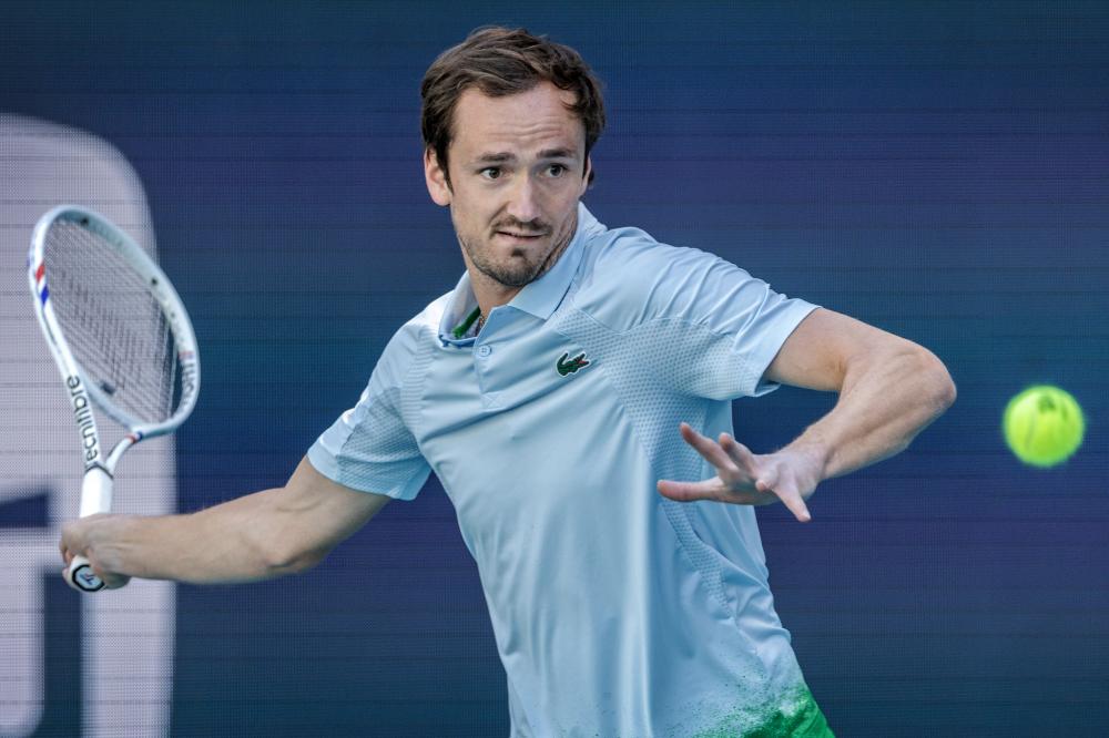 ATP年终总决赛男单：辛纳夺冠